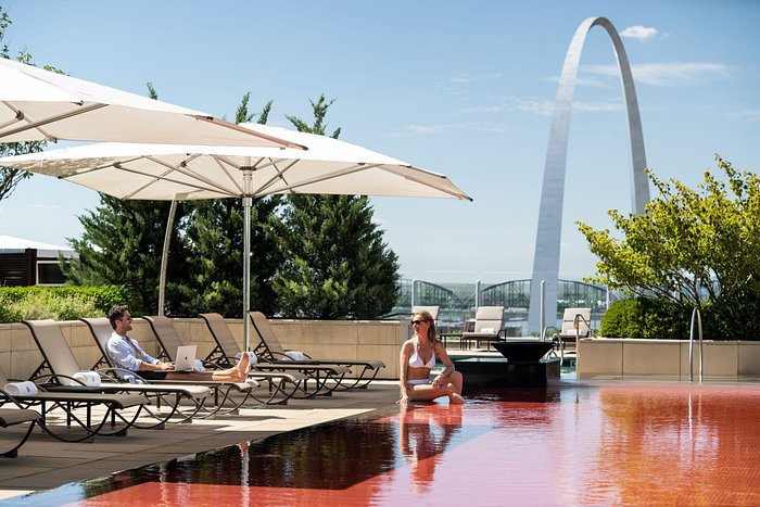 Four Seasons Hotel St. Louis